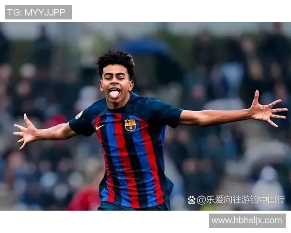 大胡子足球明星风采展现：从绿茵场到球迷心中不可或缺的传奇人物